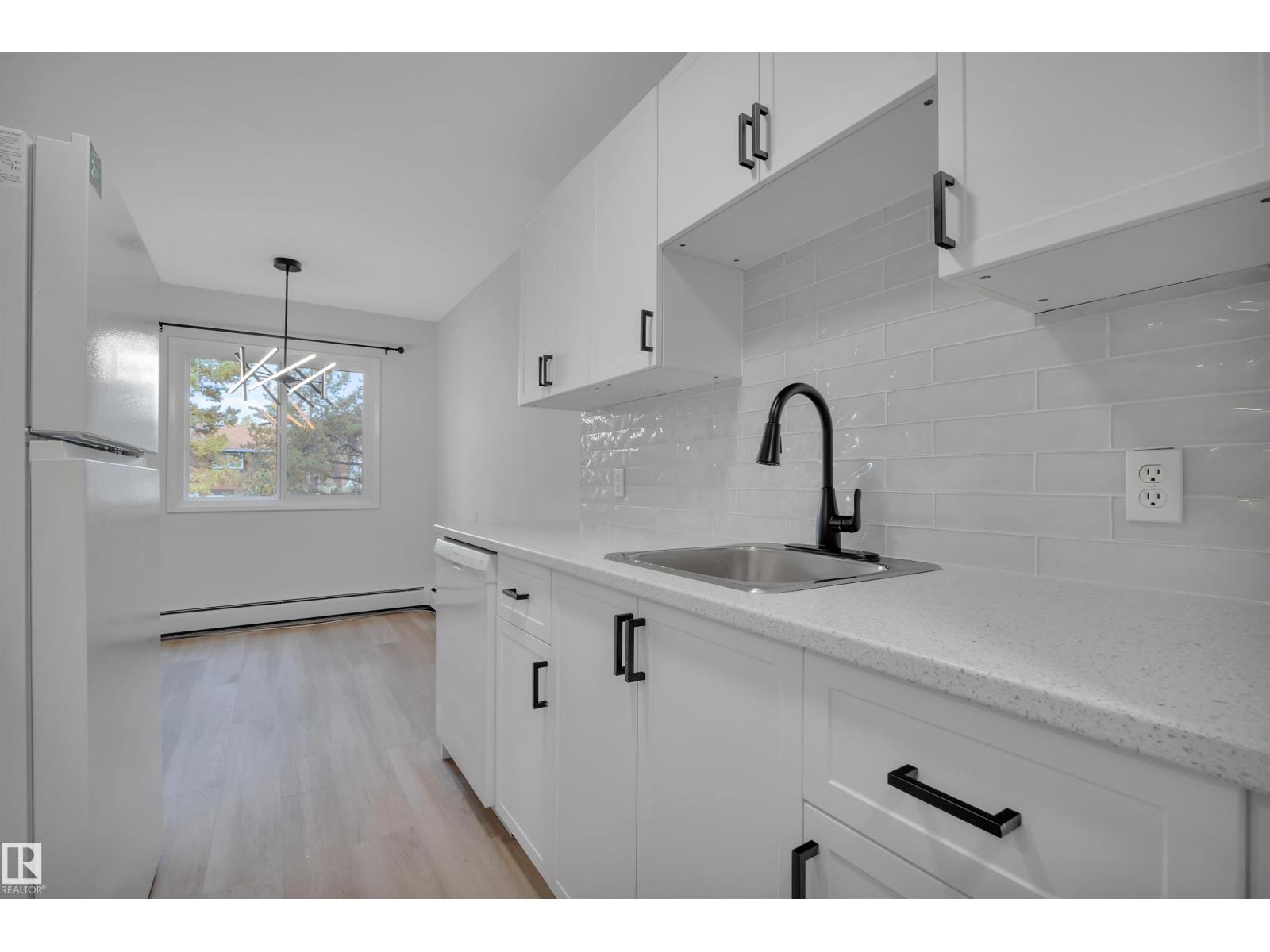 #222 5730 Riverbend Rd Nw, Edmonton, Alberta  T6H 4T4 - Photo 7 - E4470837