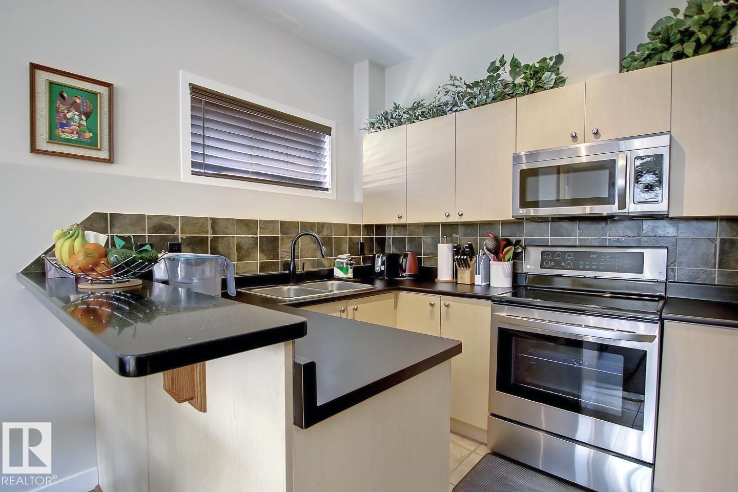 #102 10905 109 ST NW, edmonton, Alberta