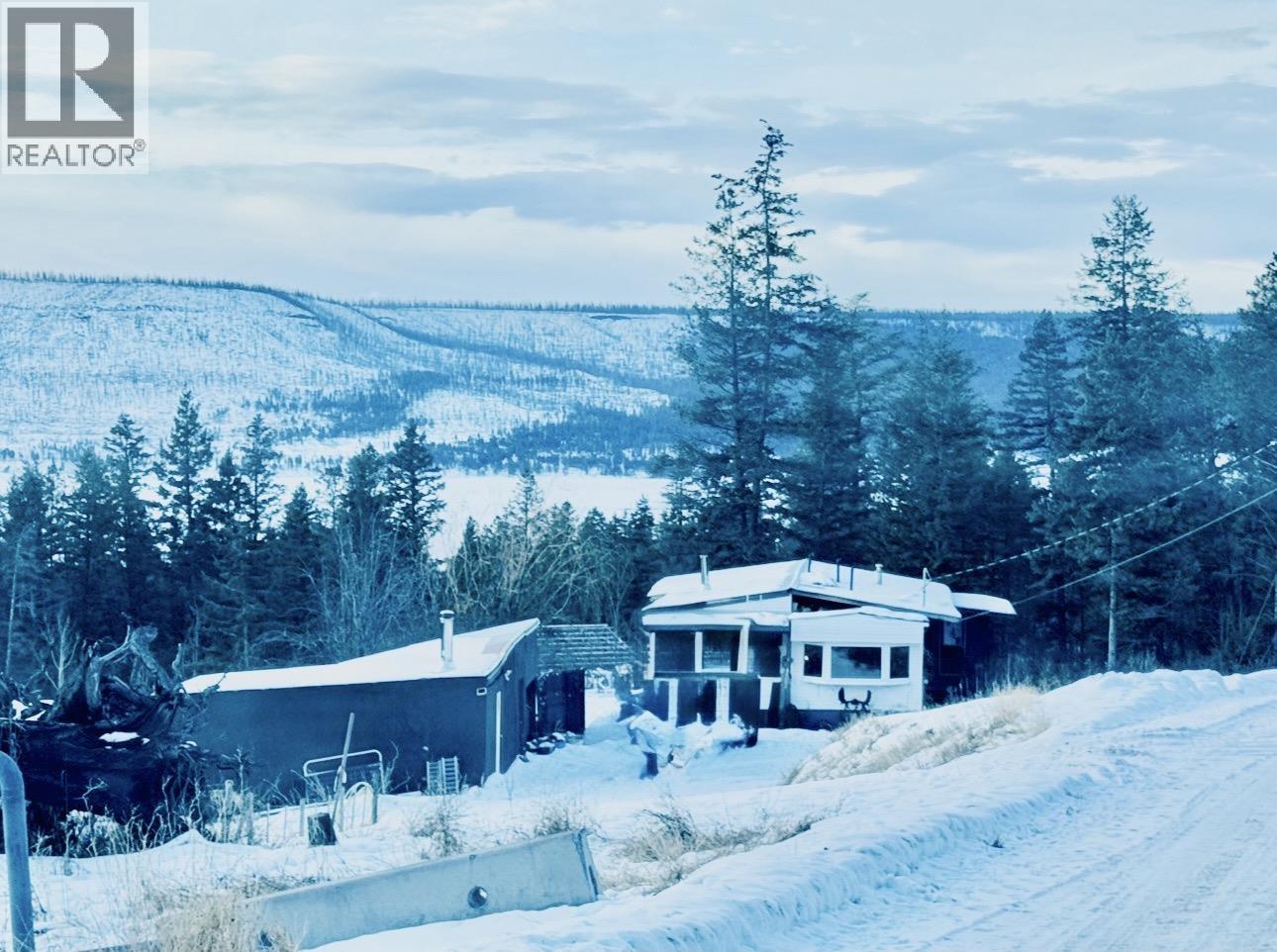 7593 MCCAULEY ROAD, Chilcotin, British Columbia