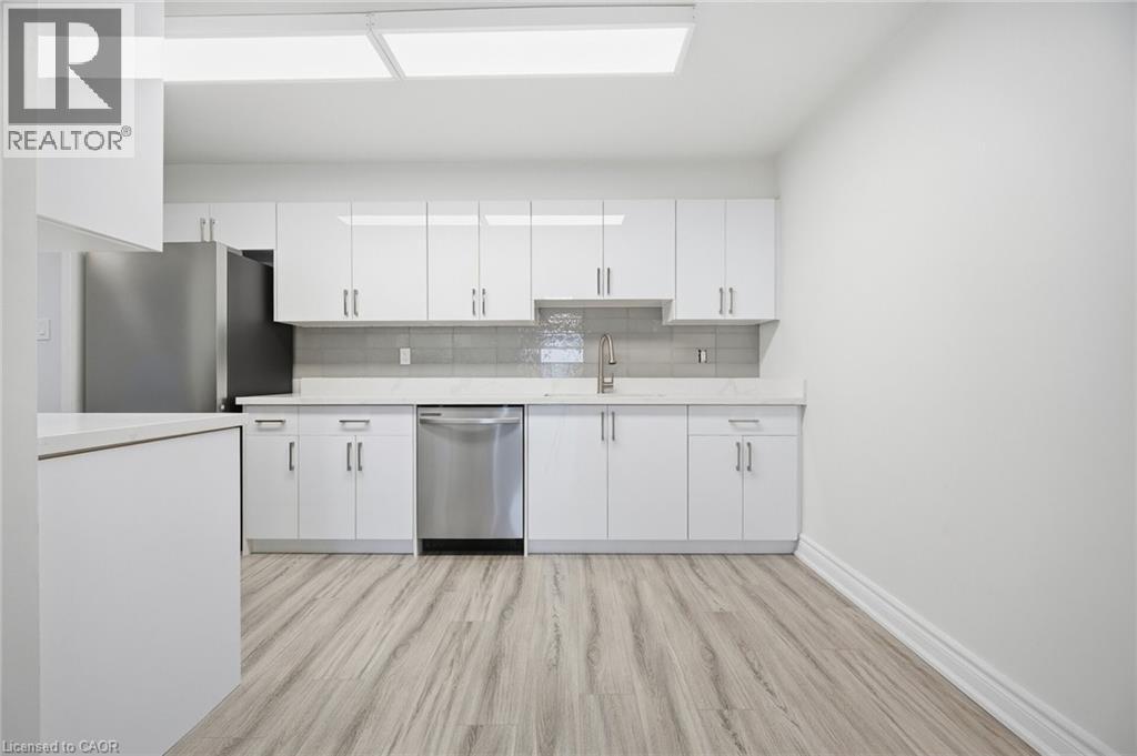 625 The West Mall Unit# 1501, Toronto, Ontario M9C 4W9 - Photo 3 - 40800441