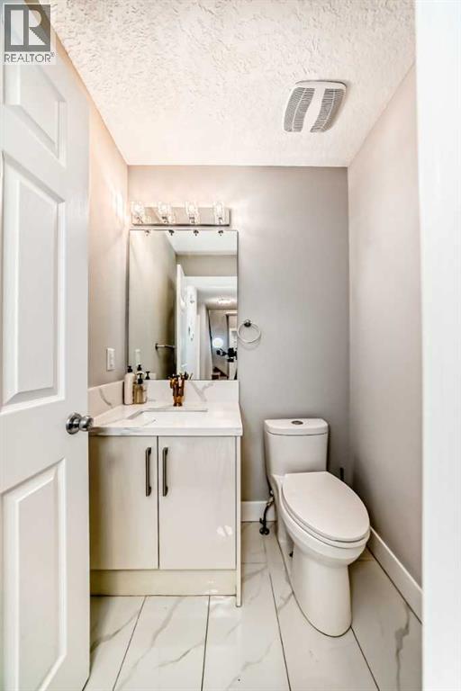 24 Copperfield Manor Se, Calgary, Alberta  T2Z 4R7 - Photo 11 - A2267157