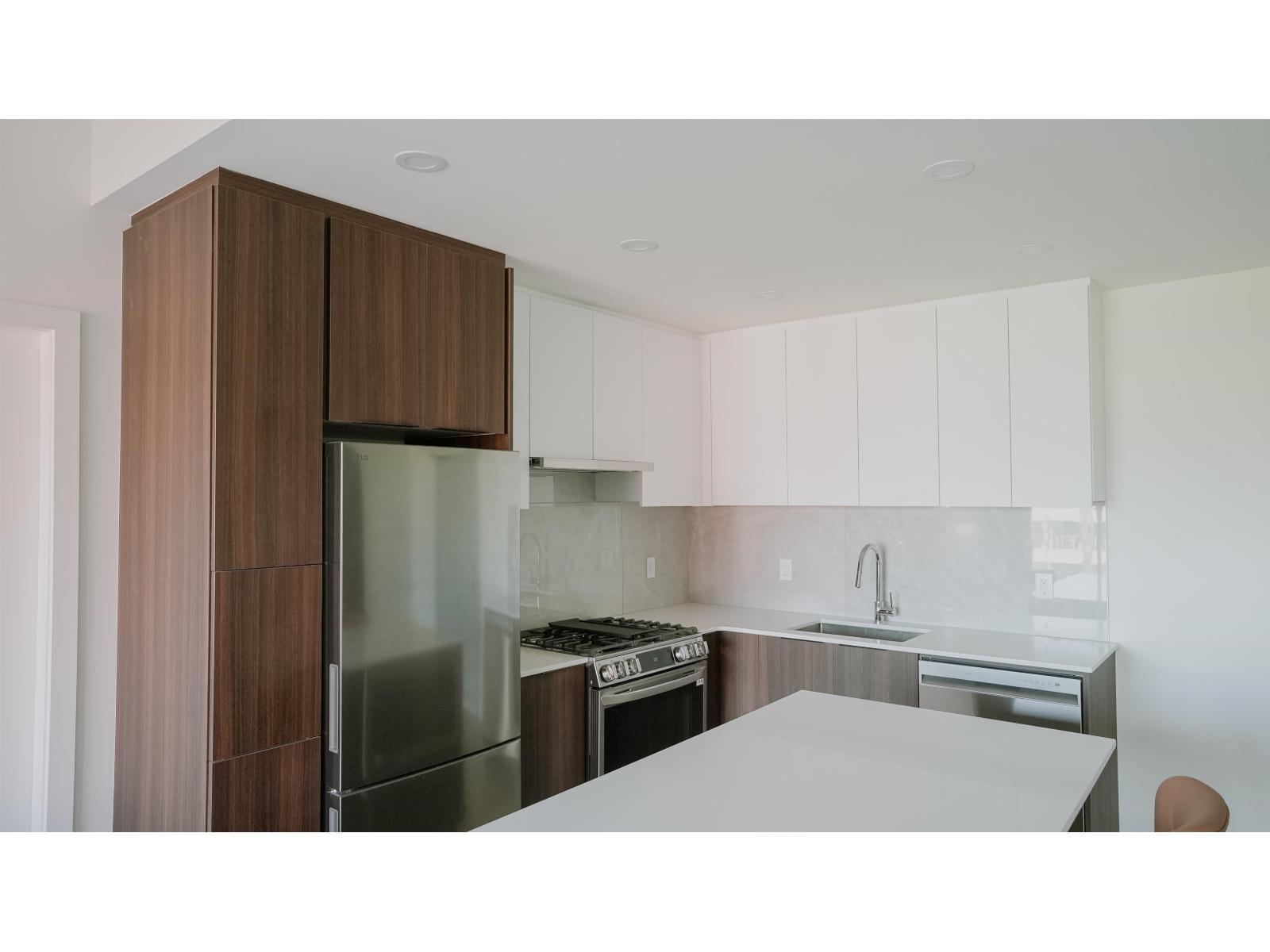 A615 7980 206a Street, Langley, British Columbia  V2Y 3Z8 - Photo 4 - R3082250