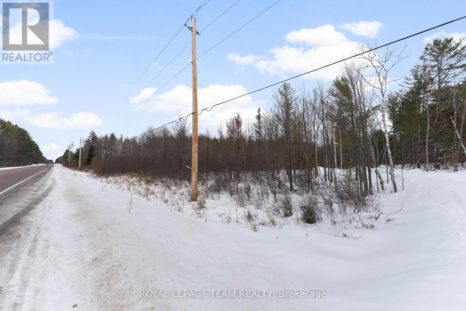 000 Doran Road, Petawawa, Ontario K8H 2W8 - Photo 14 - X12722836
