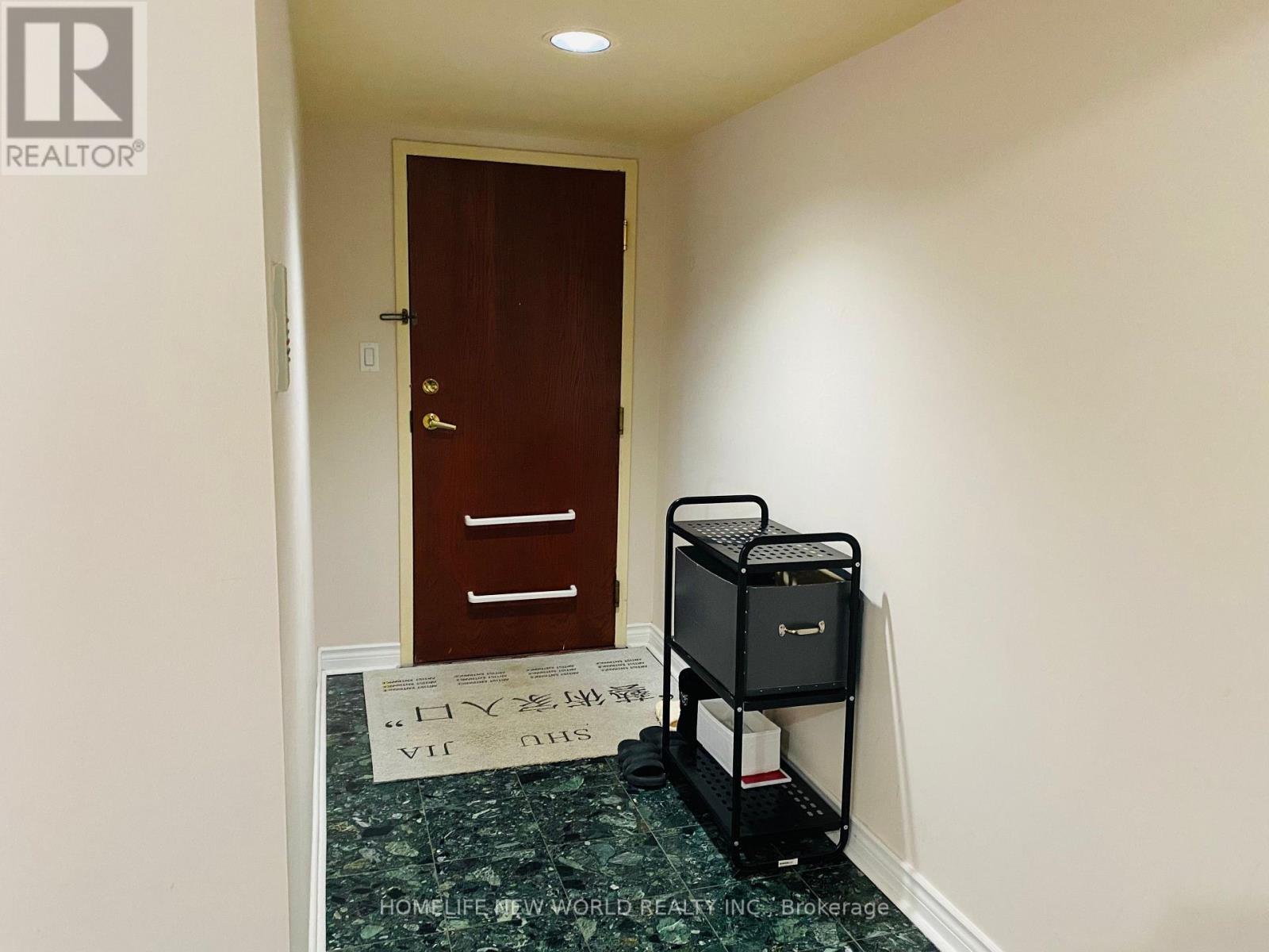 1002 - 18 Hillcrest Ave Avenue, Toronto, Ontario  M2N 6T5 - Photo 2 - C12720708