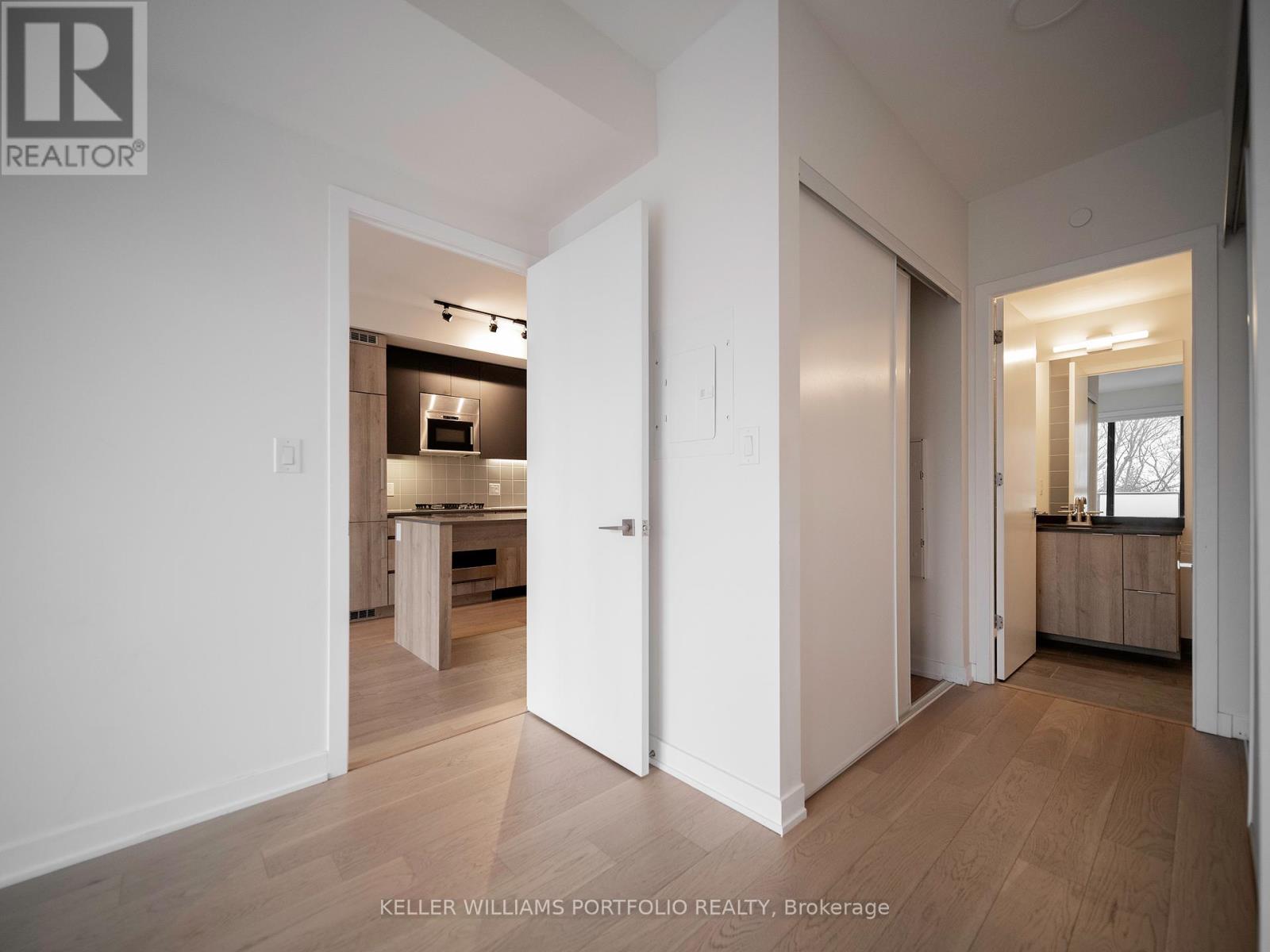 411 - 430 Roncesvalles Avenue, Toronto, Ontario  M6R 2N2 - Photo 10 - W12721426