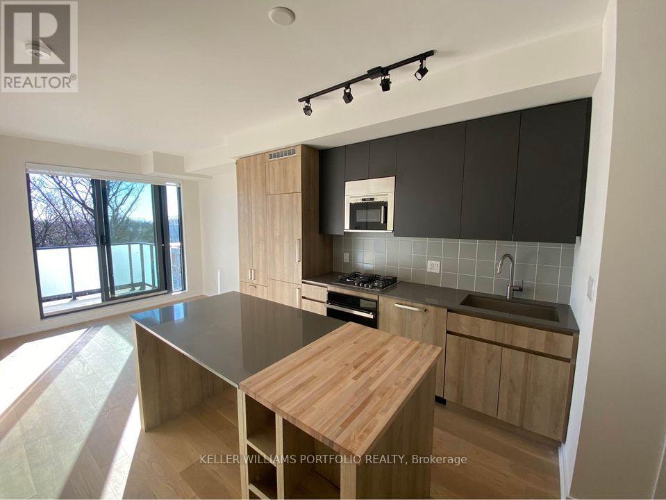 411 - 430 Roncesvalles Avenue, Toronto, Ontario  M6R 2N2 - Photo 4 - W12721426