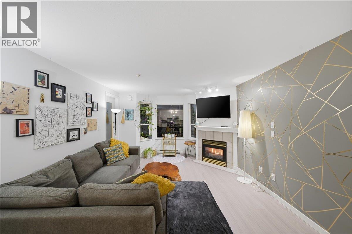 311 121 Shoreline Circle, Port Moody, British Columbia  V3H 5G2 - Photo 3 - R3082478