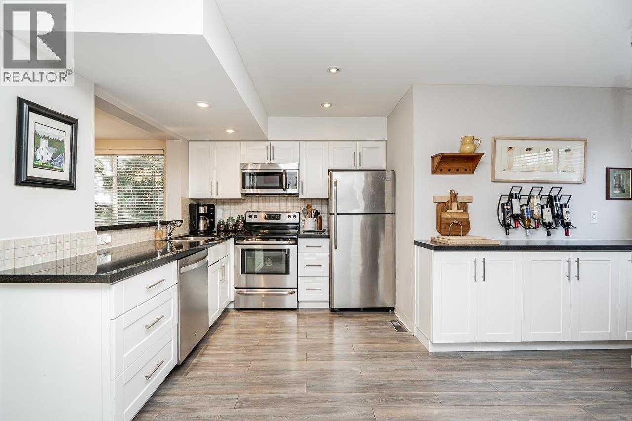 4590 Elmgrove Drive, Burnaby, British Columbia  V5G 3Y8 - Photo 10 - R3082479