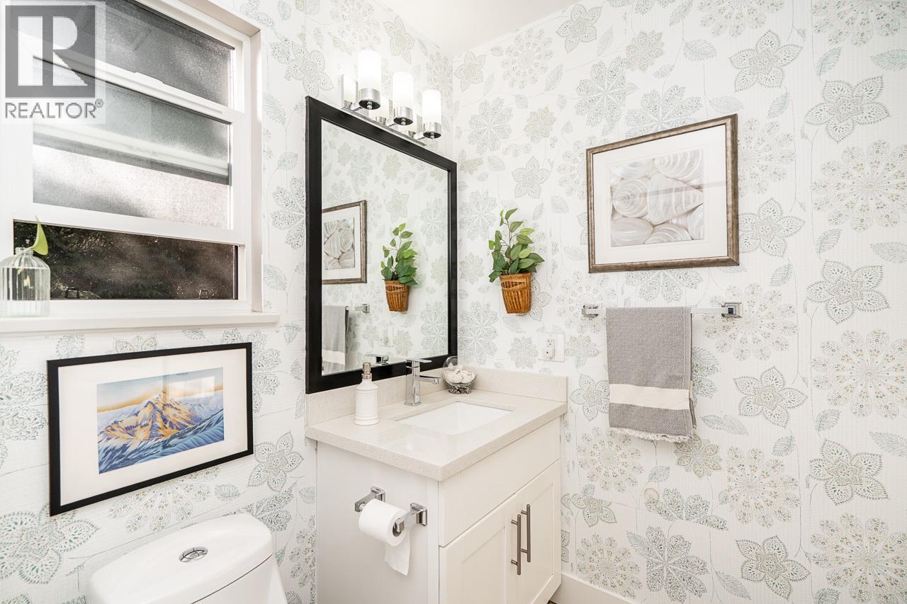 4590 Elmgrove Drive, Burnaby, British Columbia  V5G 3Y8 - Photo 19 - R3082479