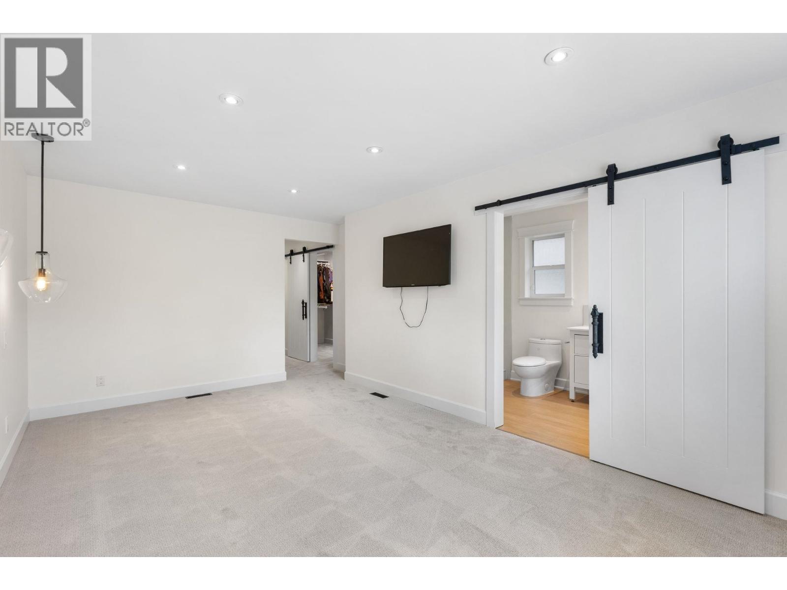 3214 Mariner Way, Coquitlam, British Columbia  V3C 4K7 - Photo 10 - R3082454