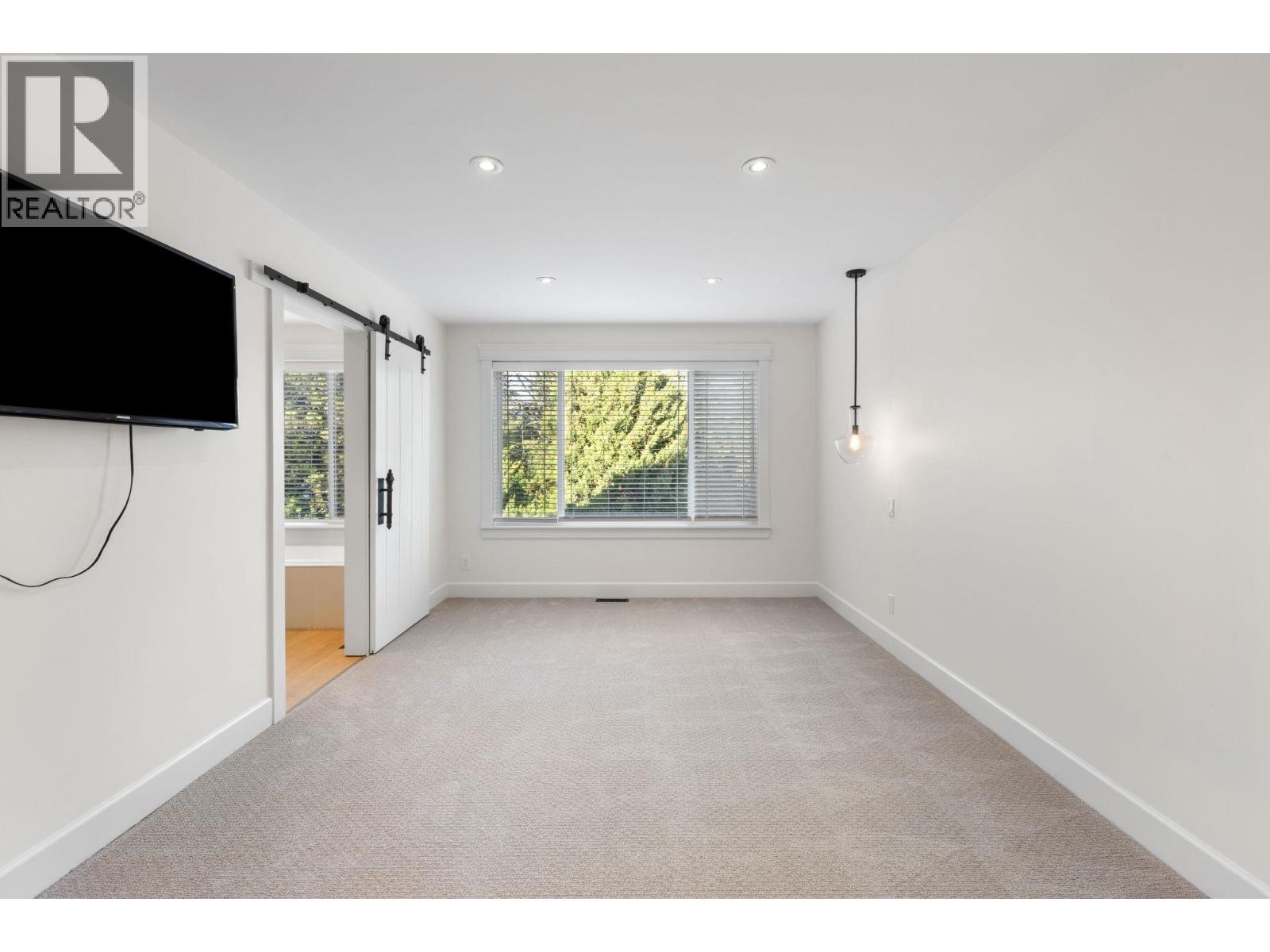 3214 Mariner Way, Coquitlam, British Columbia  V3C 4K7 - Photo 11 - R3082454