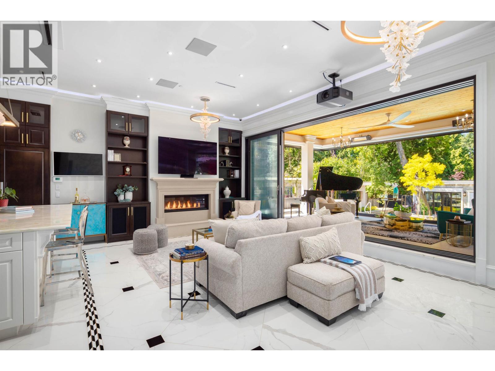 8483 Wiltshire Street, Vancouver, British Columbia V6P 5H6 - Photo 7 - R3082473