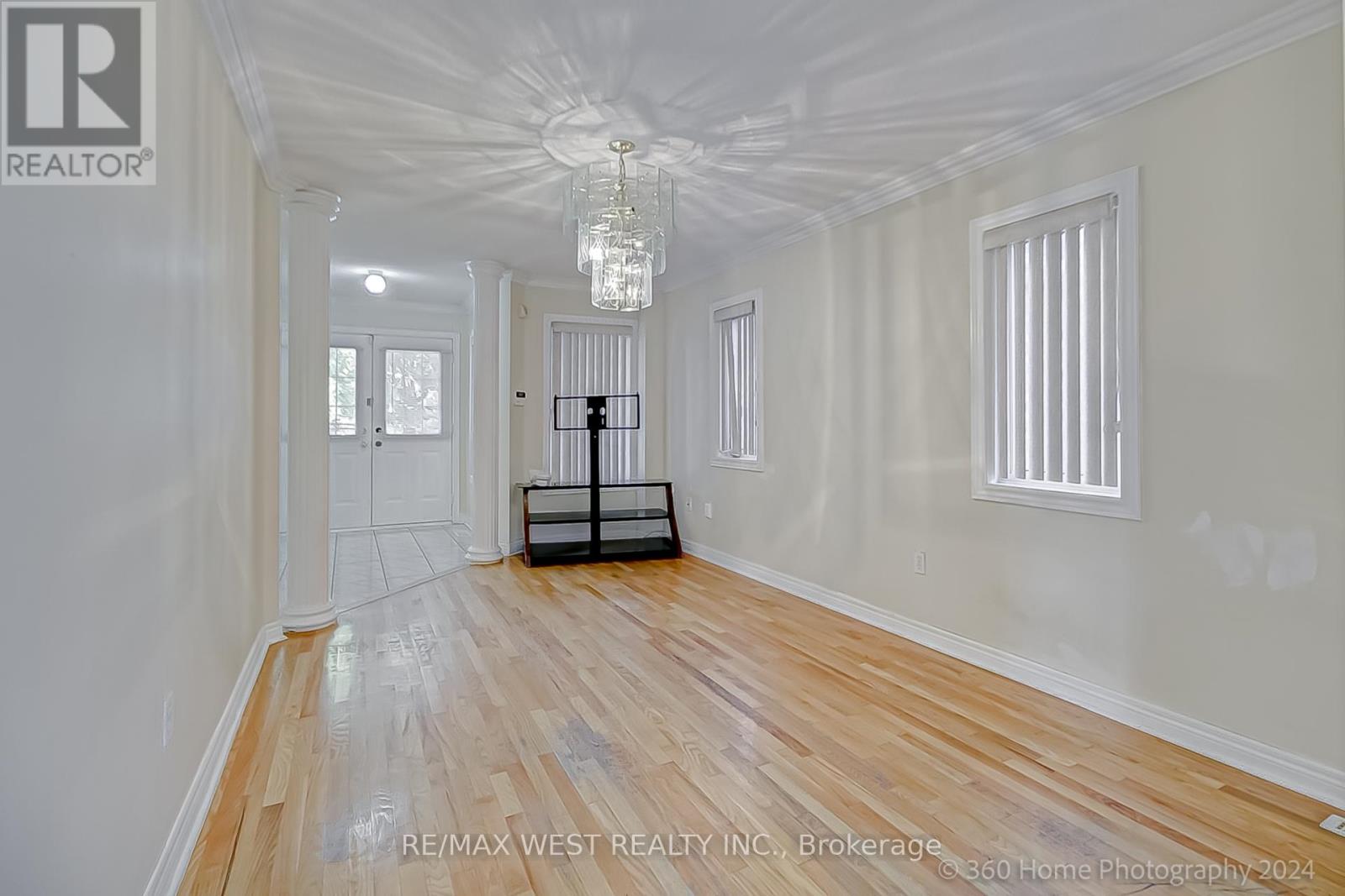 47 Monte Cristi Street, Vaughan, Ontario  L6A 3H8 - Photo 6 - N12722824