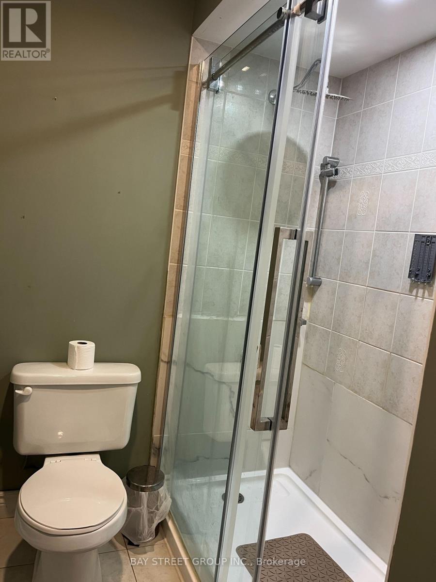 #upper - 54 Kingshill Road, Richmond Hill (Oak Ridges), Ontario  L4E 4E8 - Photo 18 - N12722844