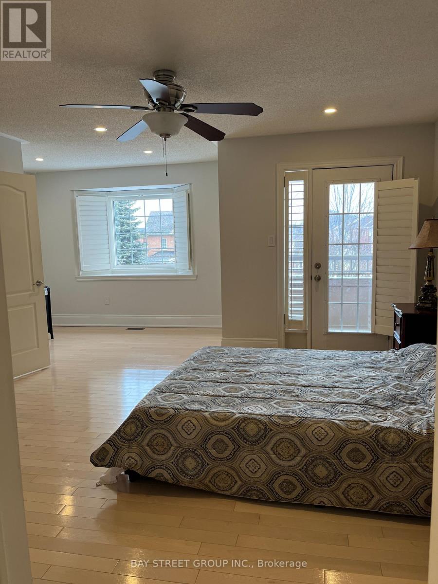 #upper - 54 Kingshill Road, Richmond Hill (Oak Ridges), Ontario  L4E 4E8 - Photo 21 - N12722844