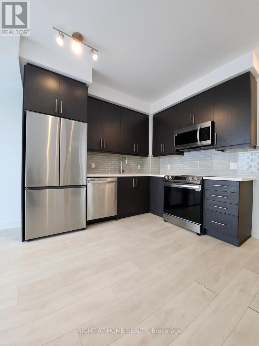 1801 - 95 Oneida Crescent, Richmond Hill (Langstaff), Ontario  L4B 0H5 - Photo 2 - N12722846