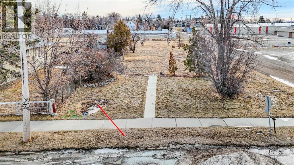 52 E 100 N, Raymond, Alberta  T0K 2S0 - Photo 2 - A2278084