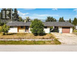 115 101st Street, Castlegar, British Columbia