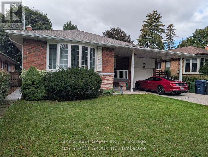 8 STOREY CRESCENT, Toronto, Ontario