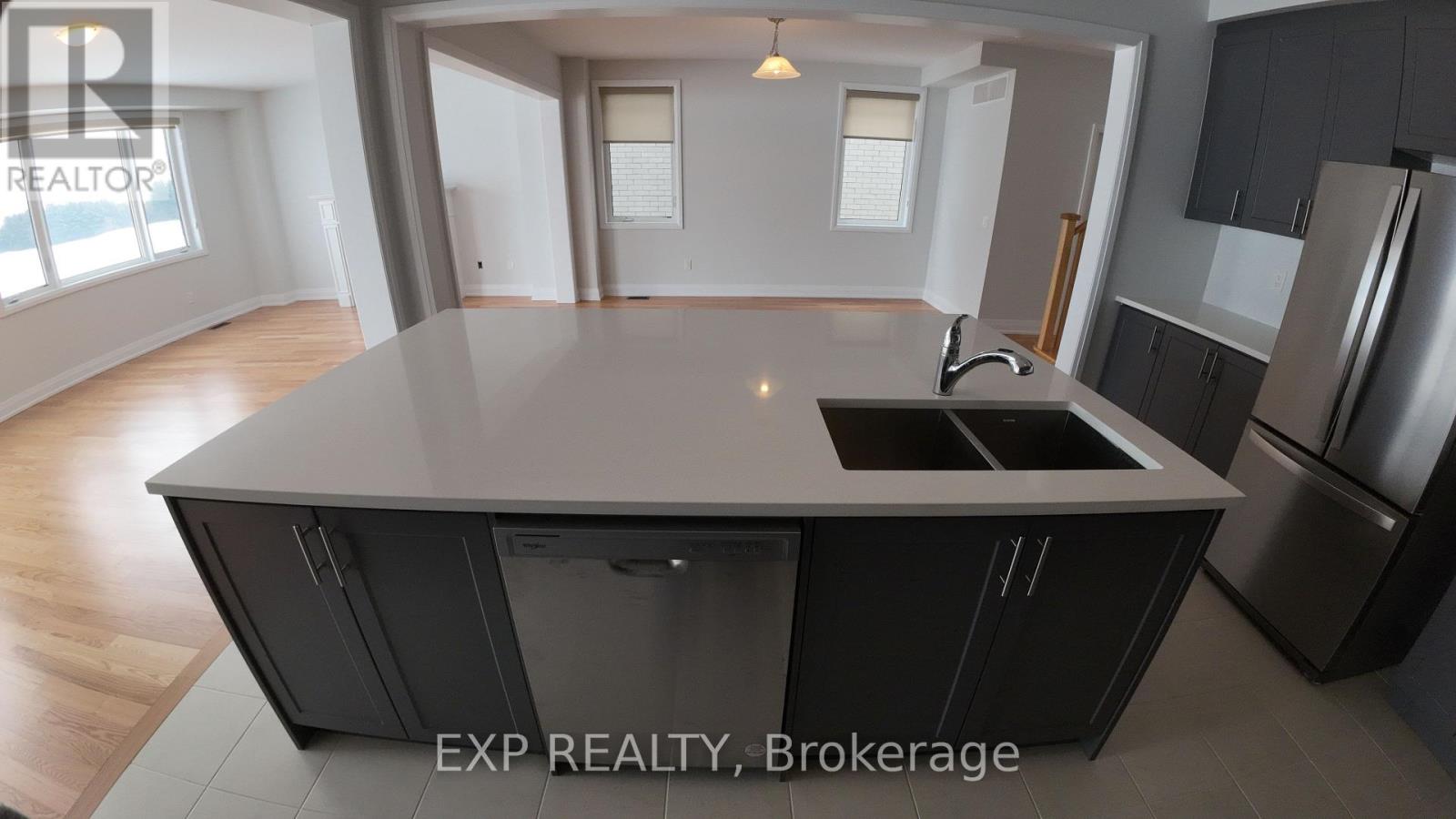 913 Knights Lane, Woodstock, Ontario  N4T 0P7 - Photo 10 - X12722826