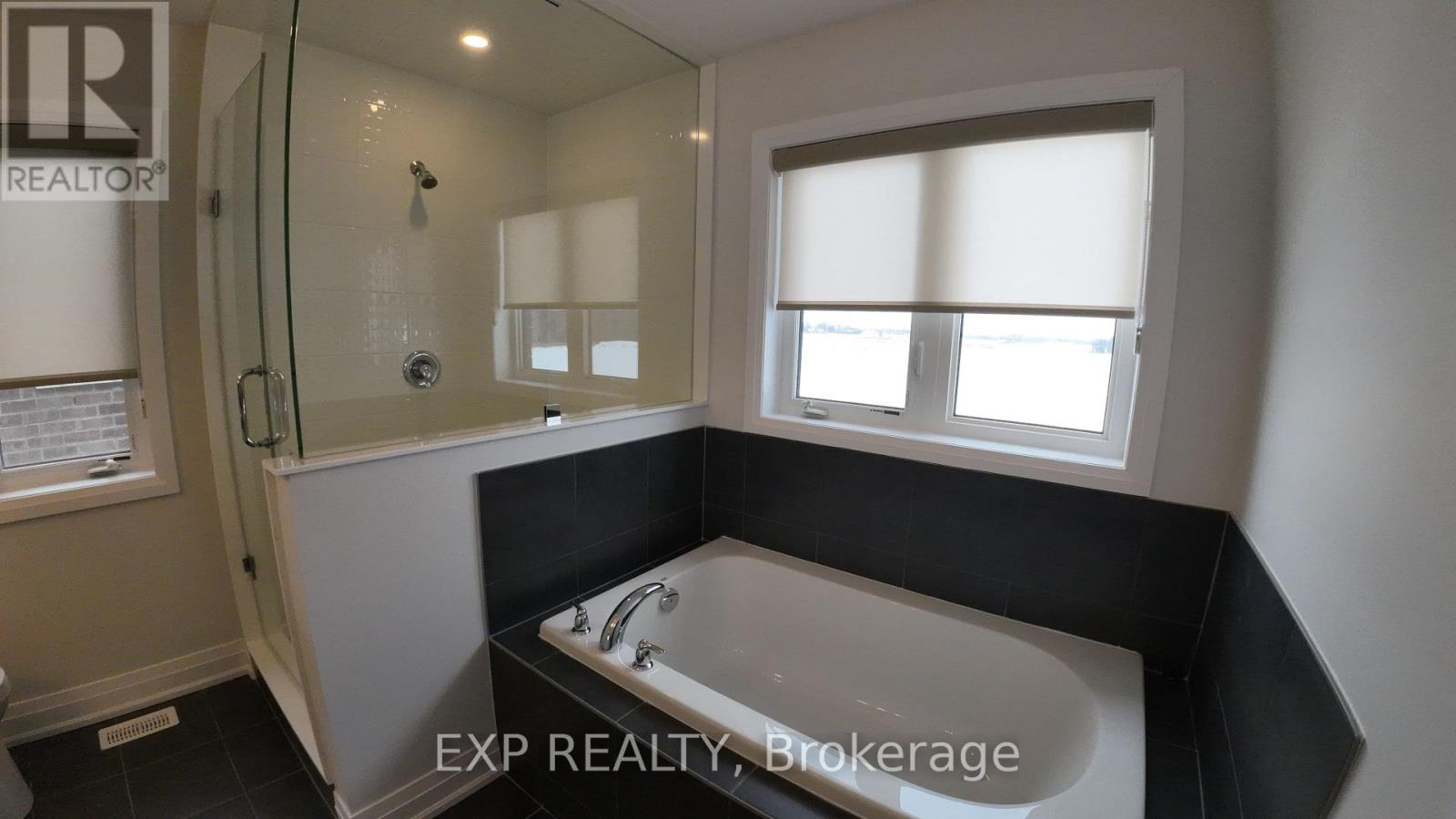 913 Knights Lane, Woodstock, Ontario  N4T 0P7 - Photo 34 - X12722826