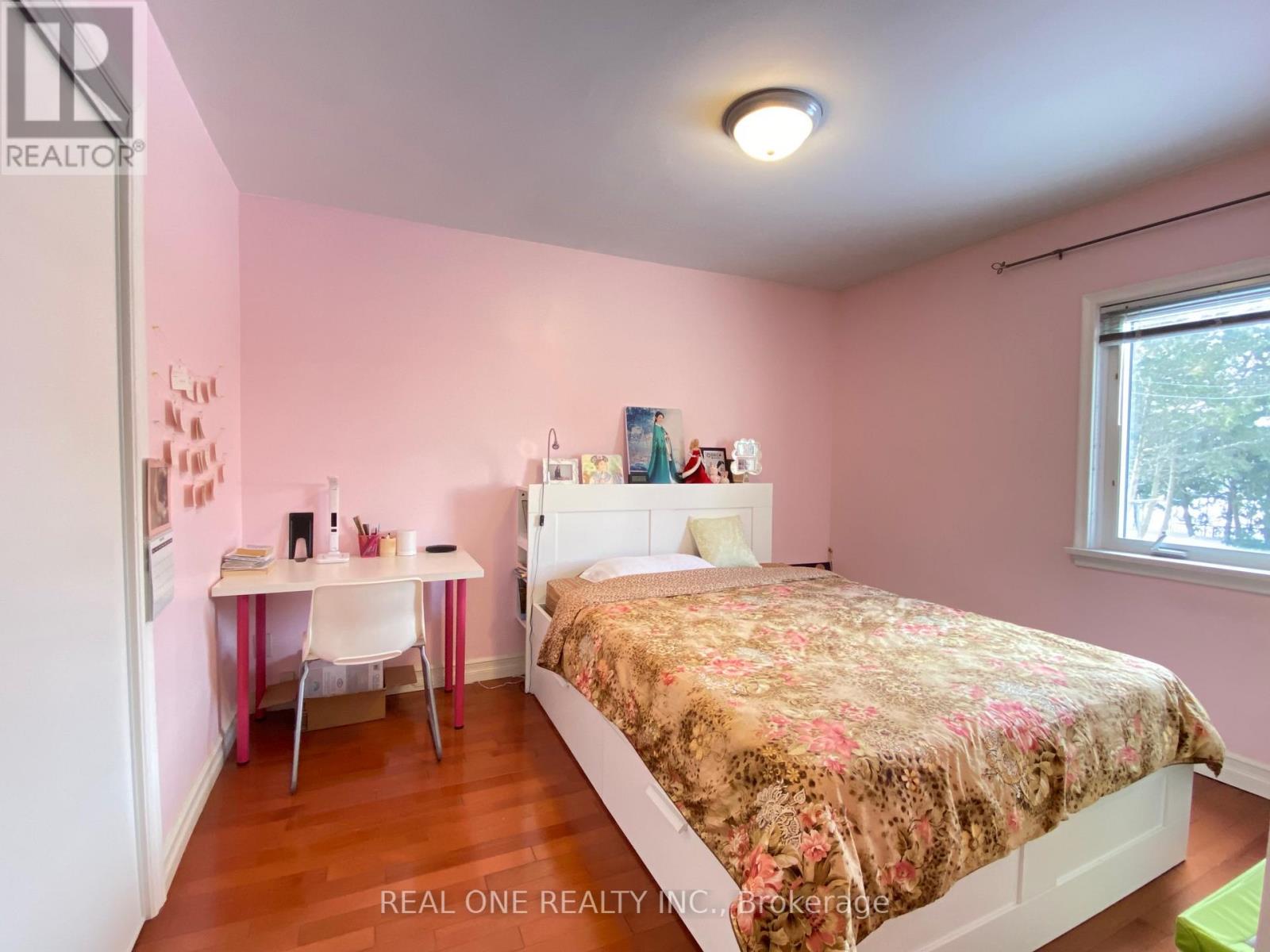 Uper Level - 22 Princeway Drive, Toronto, Ontario  M1R 2V9 - Photo 16 - E12640086