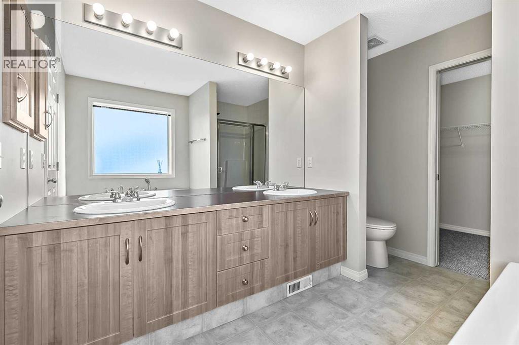 216 West Creek Close, Chestermere, Alberta  T3C 1X4 - Photo 16 - A2281026