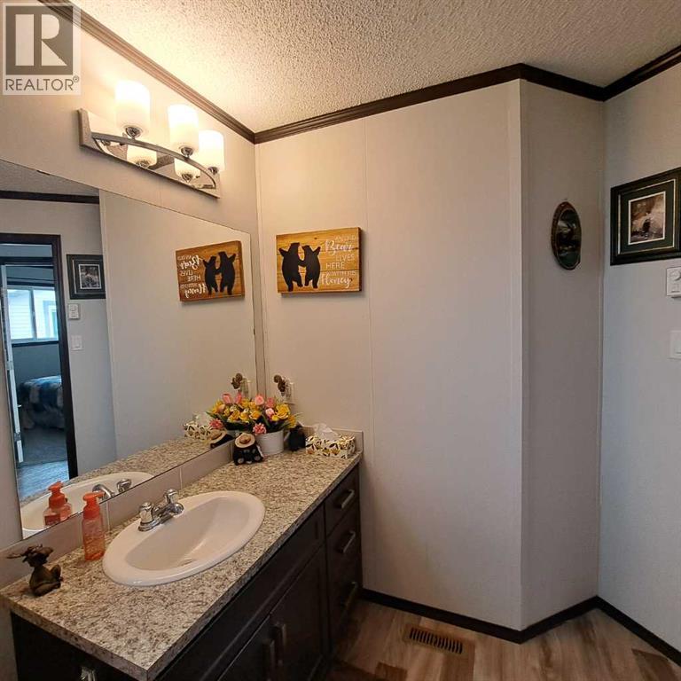 212 Engineer Avenue, Coaldale, Alberta  T1M 0A9 - Photo 32 - A2279515