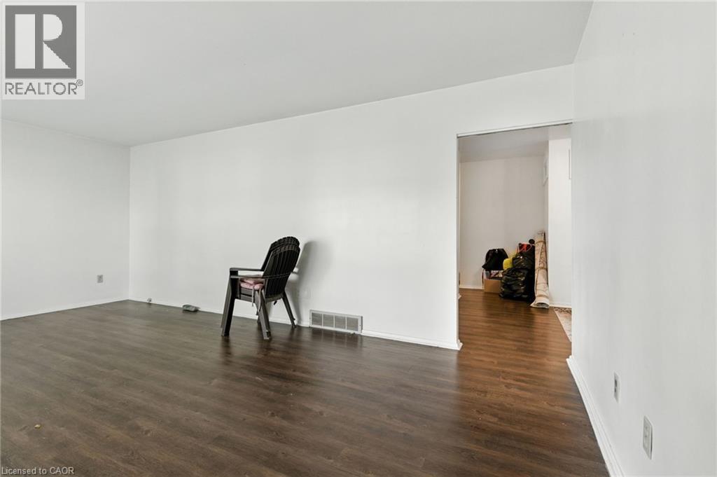 10 Owen Place Unit# Main, Hamilton, Ontario  L8G 2H2 - Photo 11 - 40800488