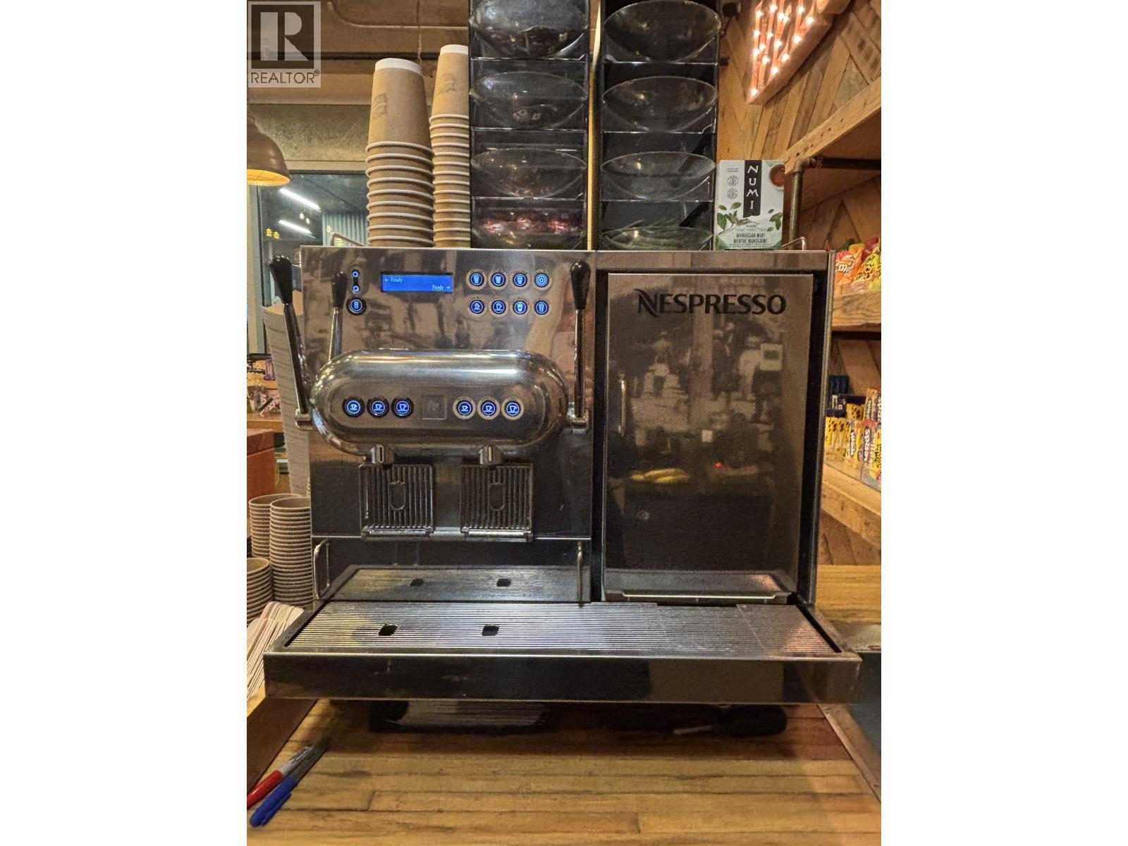 126 125 Victory Ship Way, North Vancouver, British Columbia  V7L 0G5 - Photo 9 - C8075236