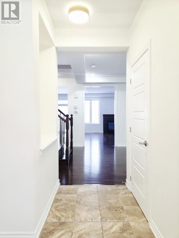113 Lily Pond Street, Ottawa, Ontario  K2M 0J3 - Photo 5 - X12722888
