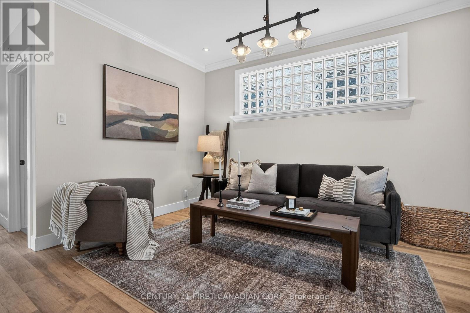 Photo 9 of 34 for 150 Colborne Street