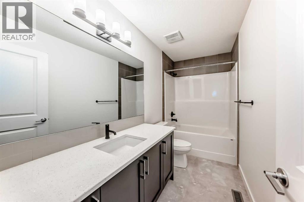 1449 Bayview Point Sw, Airdrie, Alberta  T4B 3N8 - Photo 23 - A2276196