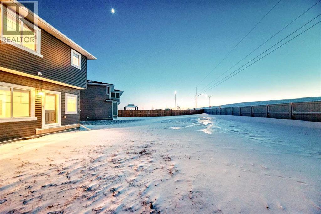 1449 Bayview Point Sw, Airdrie, Alberta  T4B 3N8 - Photo 30 - A2276196