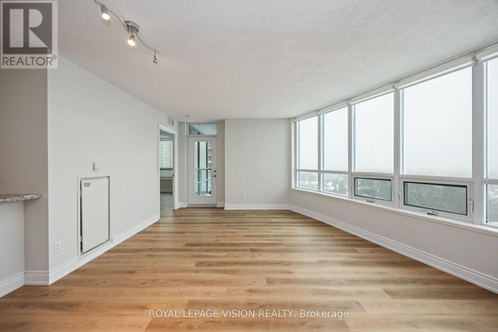 906 - 15 Greenview Avenue, Toronto, Ontario  M2M 4M7 - Photo 10 - C12722896