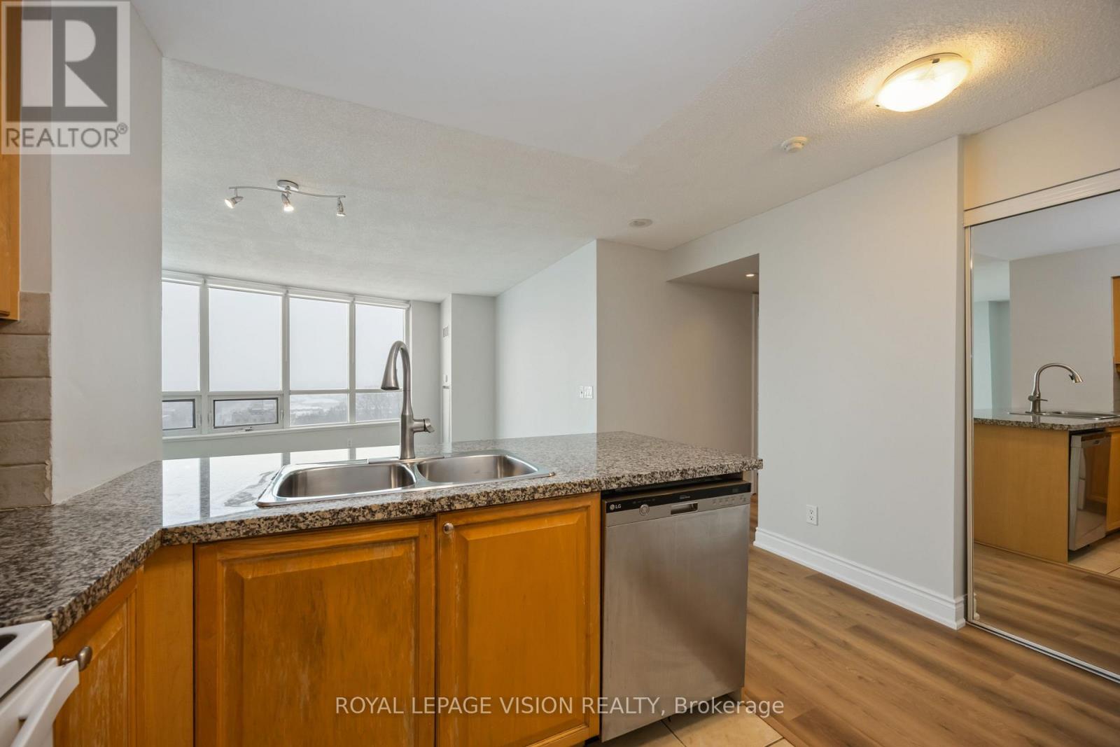 906 - 15 Greenview Avenue, Toronto, Ontario  M2M 4M7 - Photo 15 - C12722896