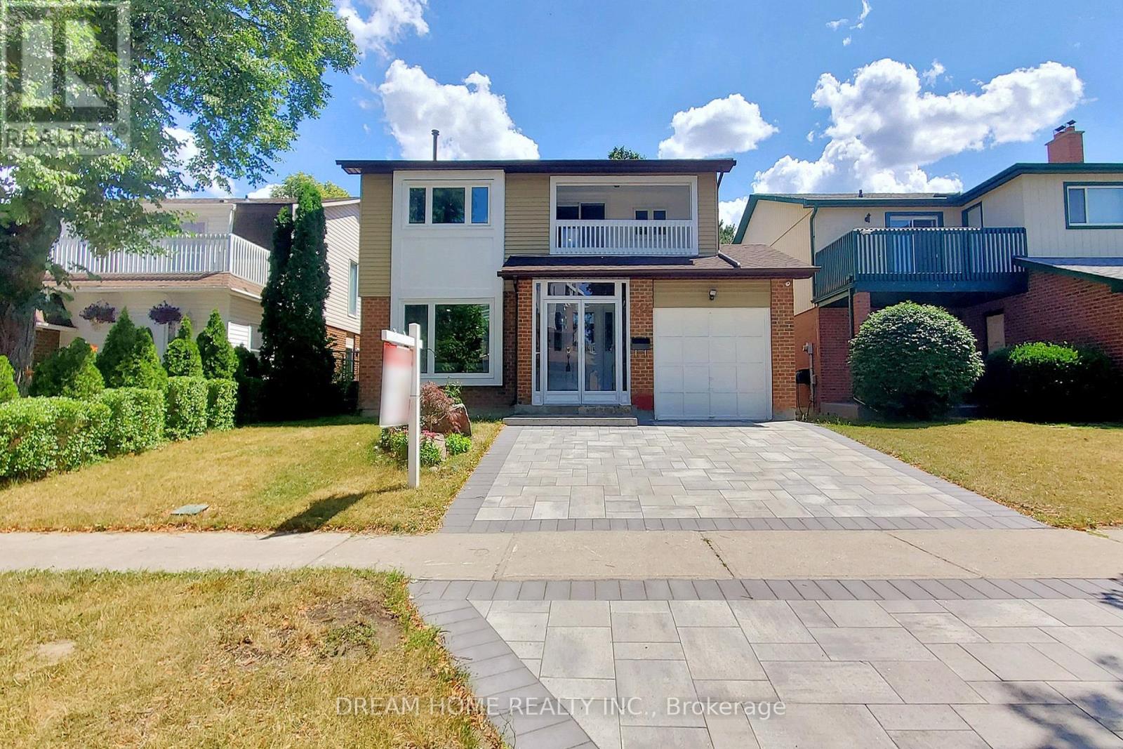 114 MOSSBROOK CRESCENT, toronto (steeles), Ontario