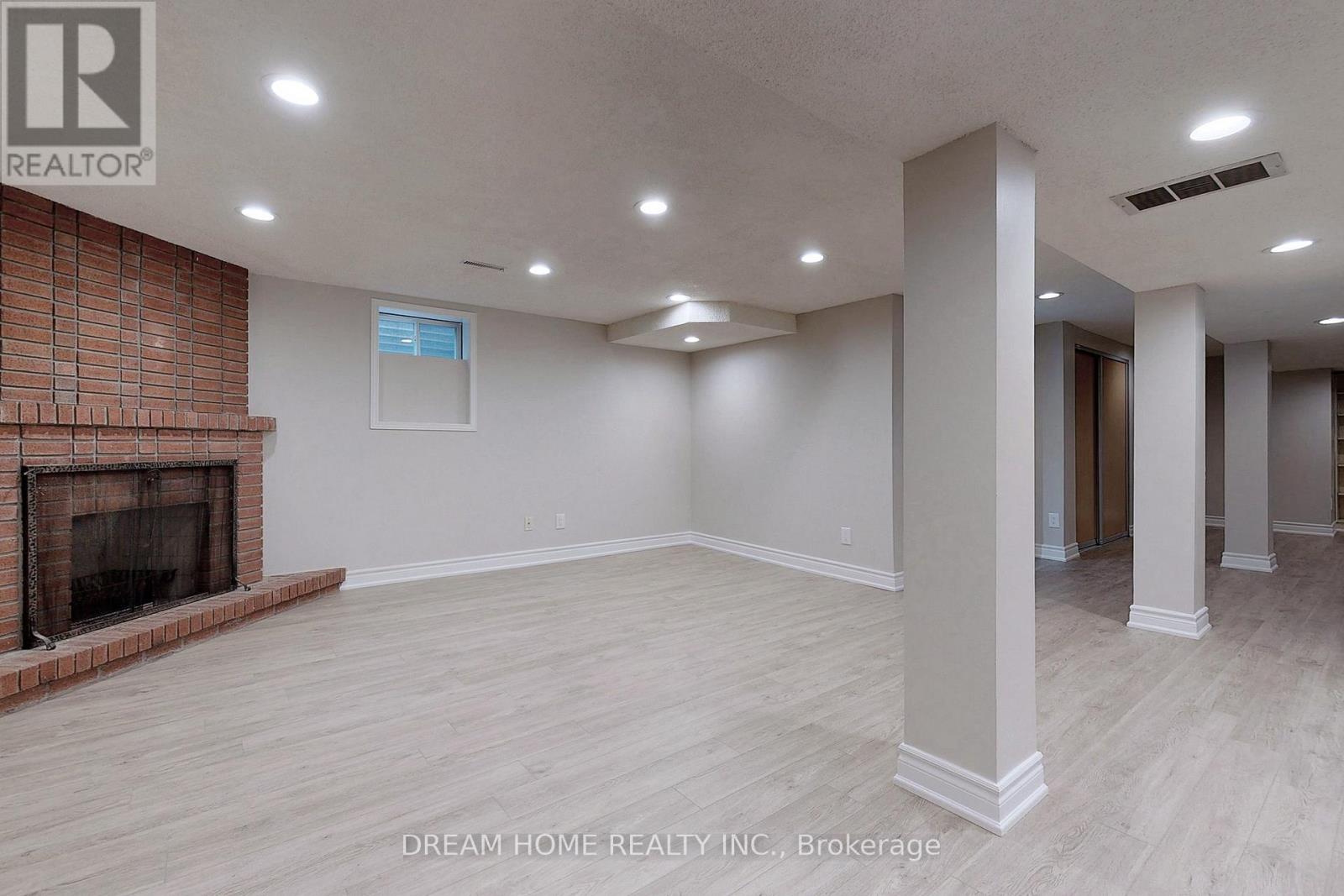 114 Mossbrook Crescent, Toronto (Steeles), Ontario  M1W 2W9 - Photo 30 - E12722914