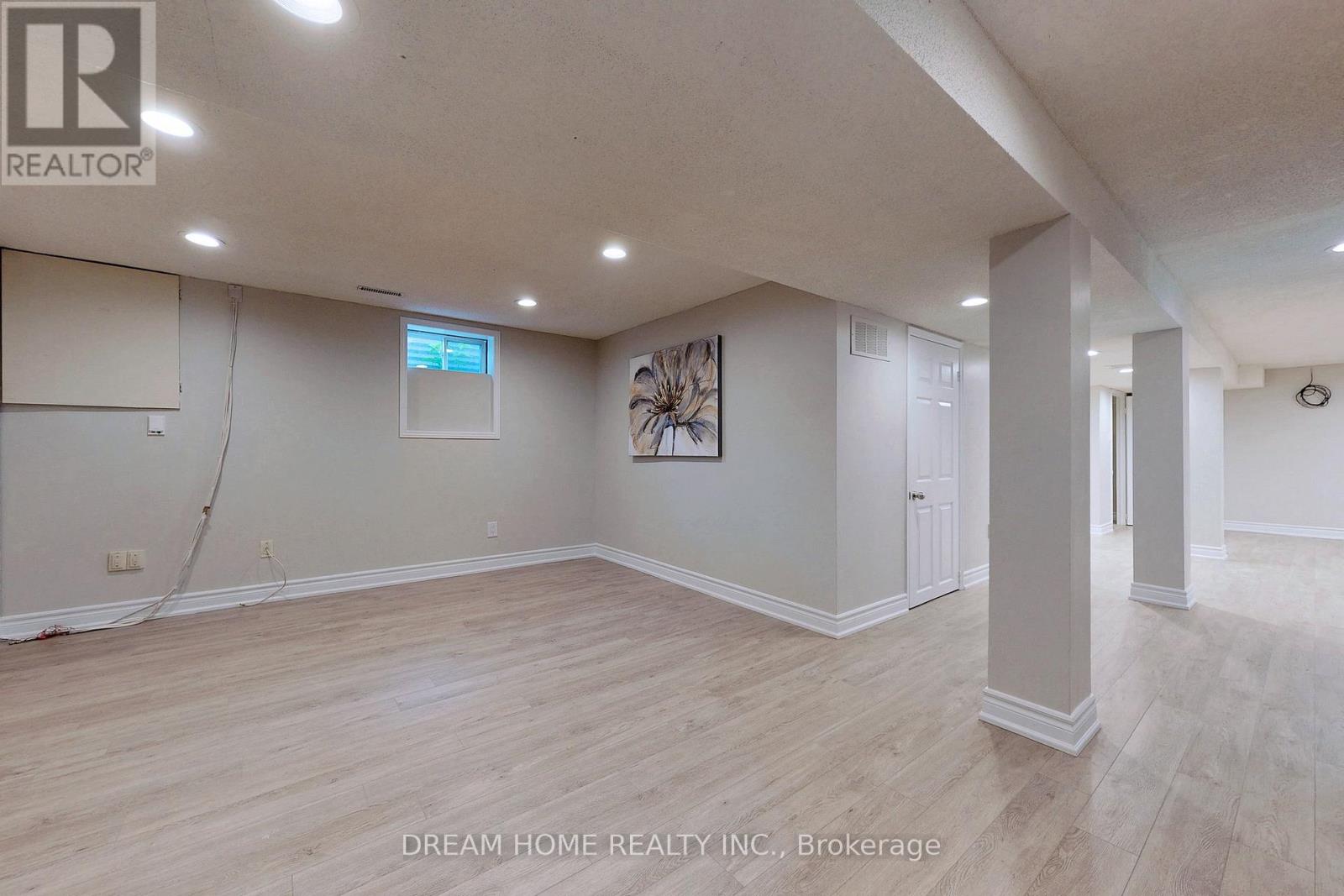 114 Mossbrook Crescent, Toronto (Steeles), Ontario  M1W 2W9 - Photo 31 - E12722914