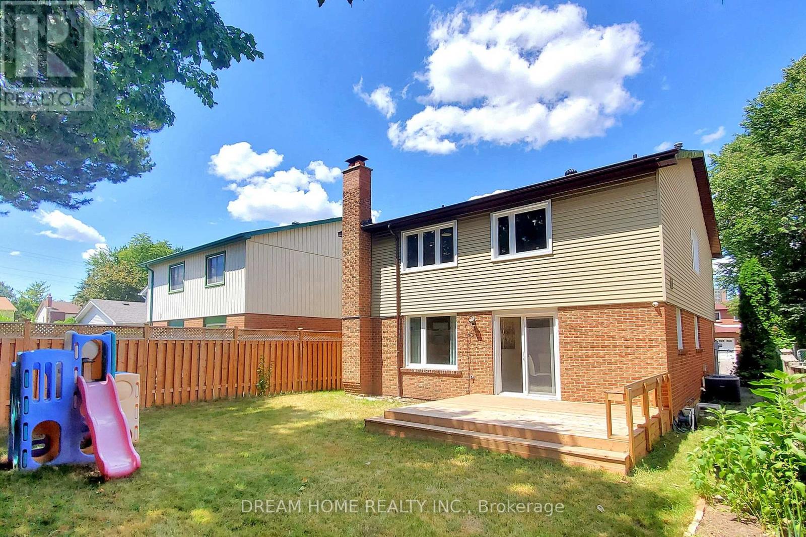 114 Mossbrook Crescent, Toronto (Steeles), Ontario  M1W 2W9 - Photo 39 - E12722914