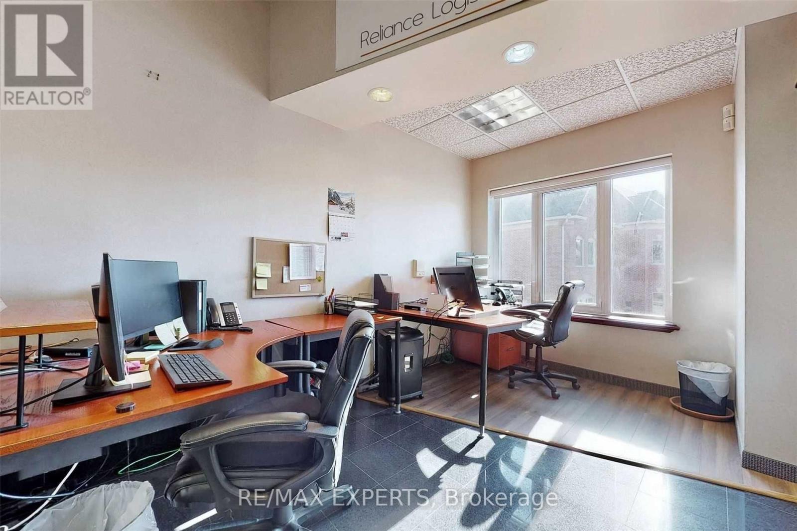 18 - 30 Wertheim Court, Richmond Hill, Ontario  L4B 1B9 - Photo 23 - N12722874