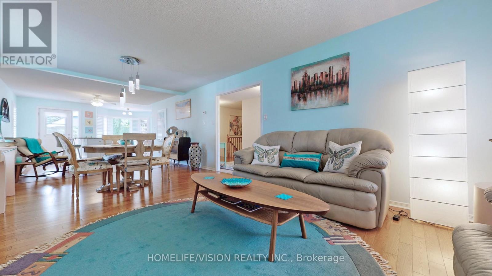 13 Karissa Lane, East Gwillimbury, Ontario  L9N 1R6 - Photo 8 - N12722898