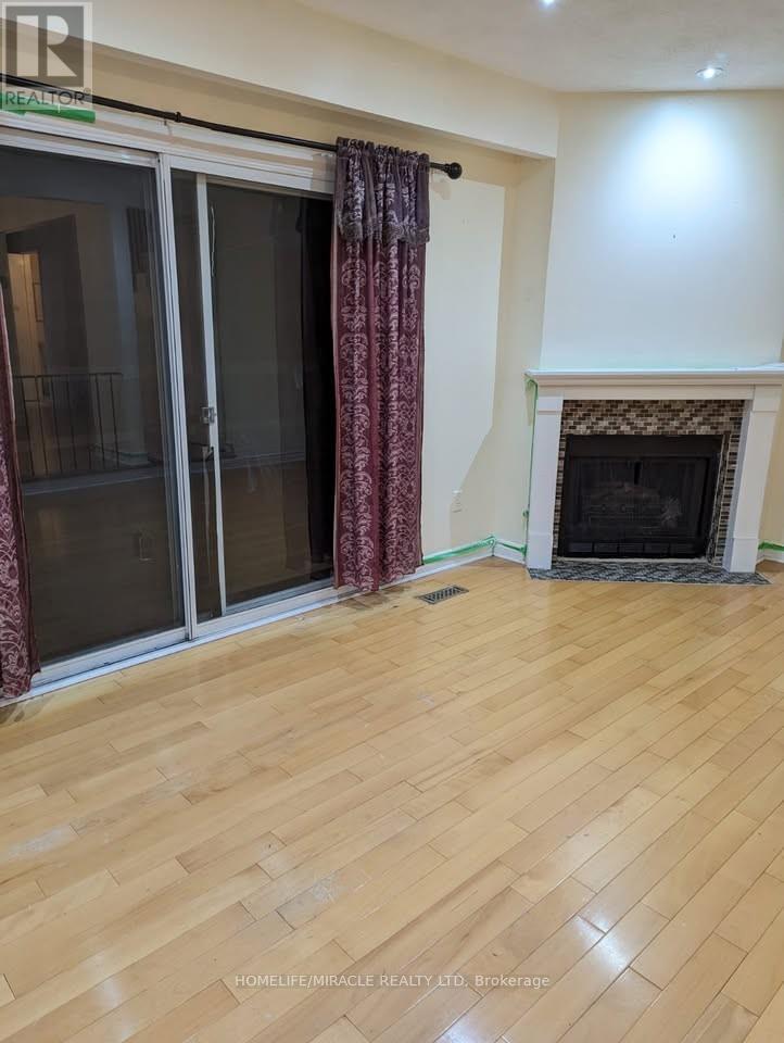 3 Malabar Crescent, Brampton, Ontario  L6S 3X6 - Photo 3 - W12722894