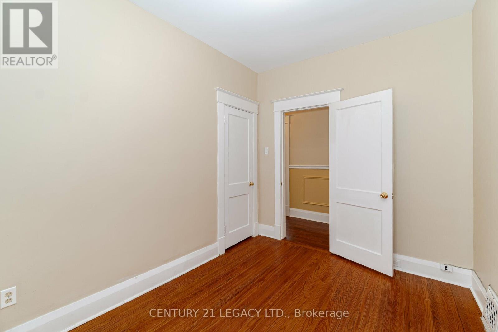 227 Queen Street W, Brampton (Downtown Brampton), Ontario  L6Y 1M6 - Photo 19 - W12722908