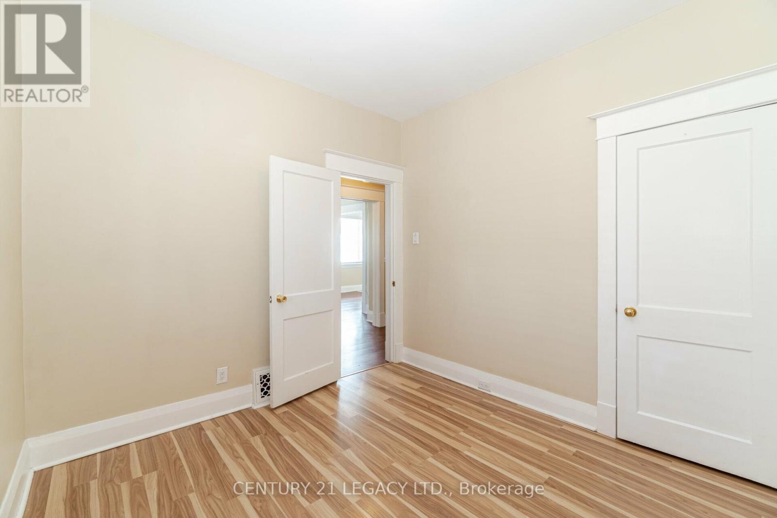 227 Queen Street W, Brampton (Downtown Brampton), Ontario  L6Y 1M6 - Photo 21 - W12722908