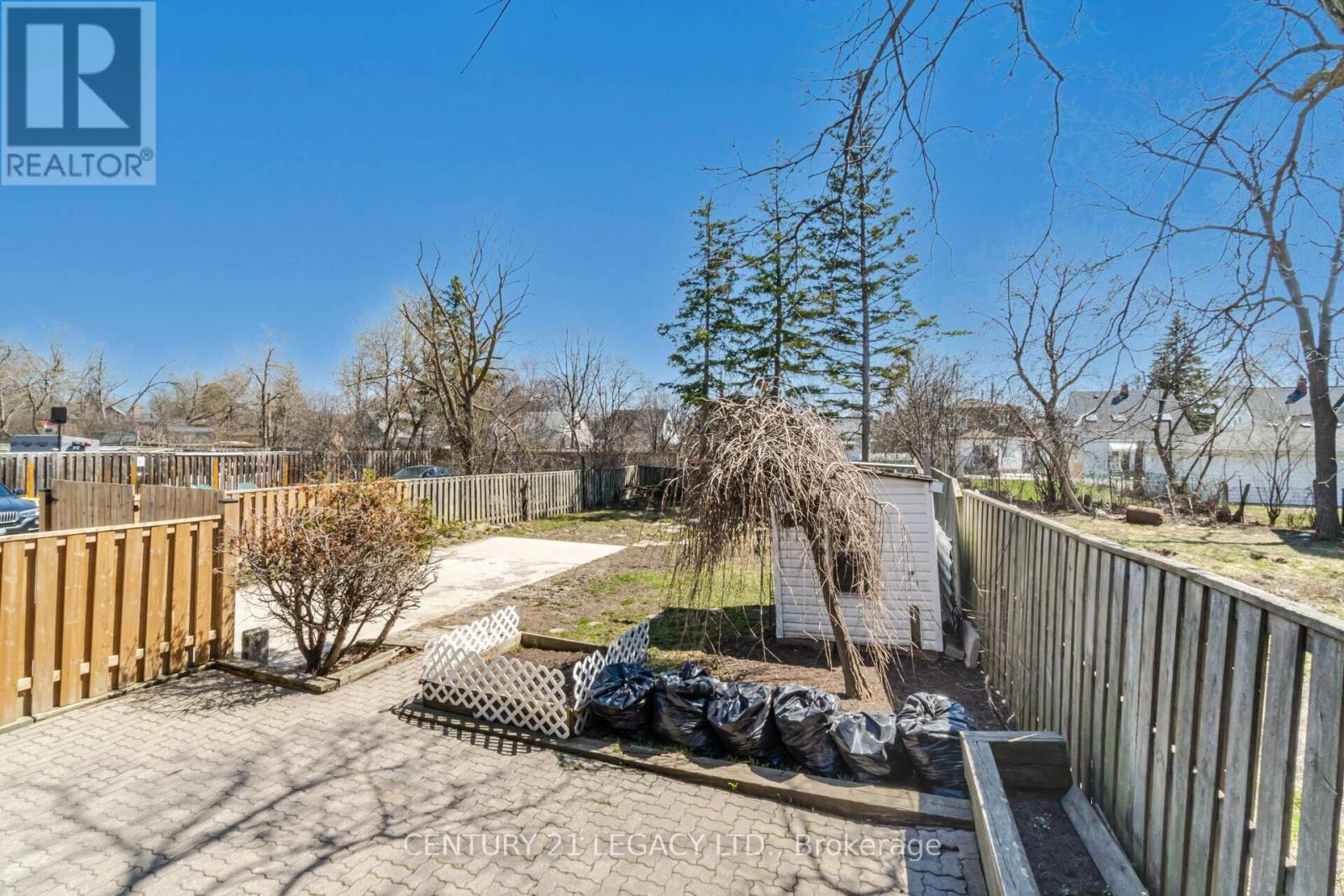 227 Queen Street W, Brampton (Downtown Brampton), Ontario  L6Y 1M6 - Photo 33 - W12722908