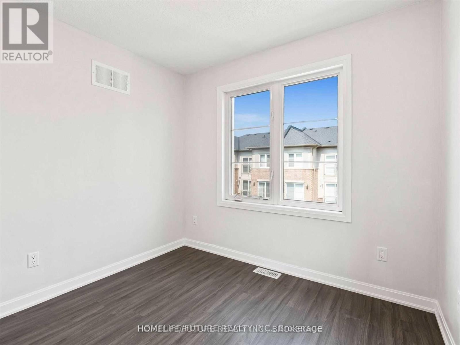 127 - 165 Hampshire Way, Milton, Ontario  L9T 8M7 - Photo 12 - W12722916