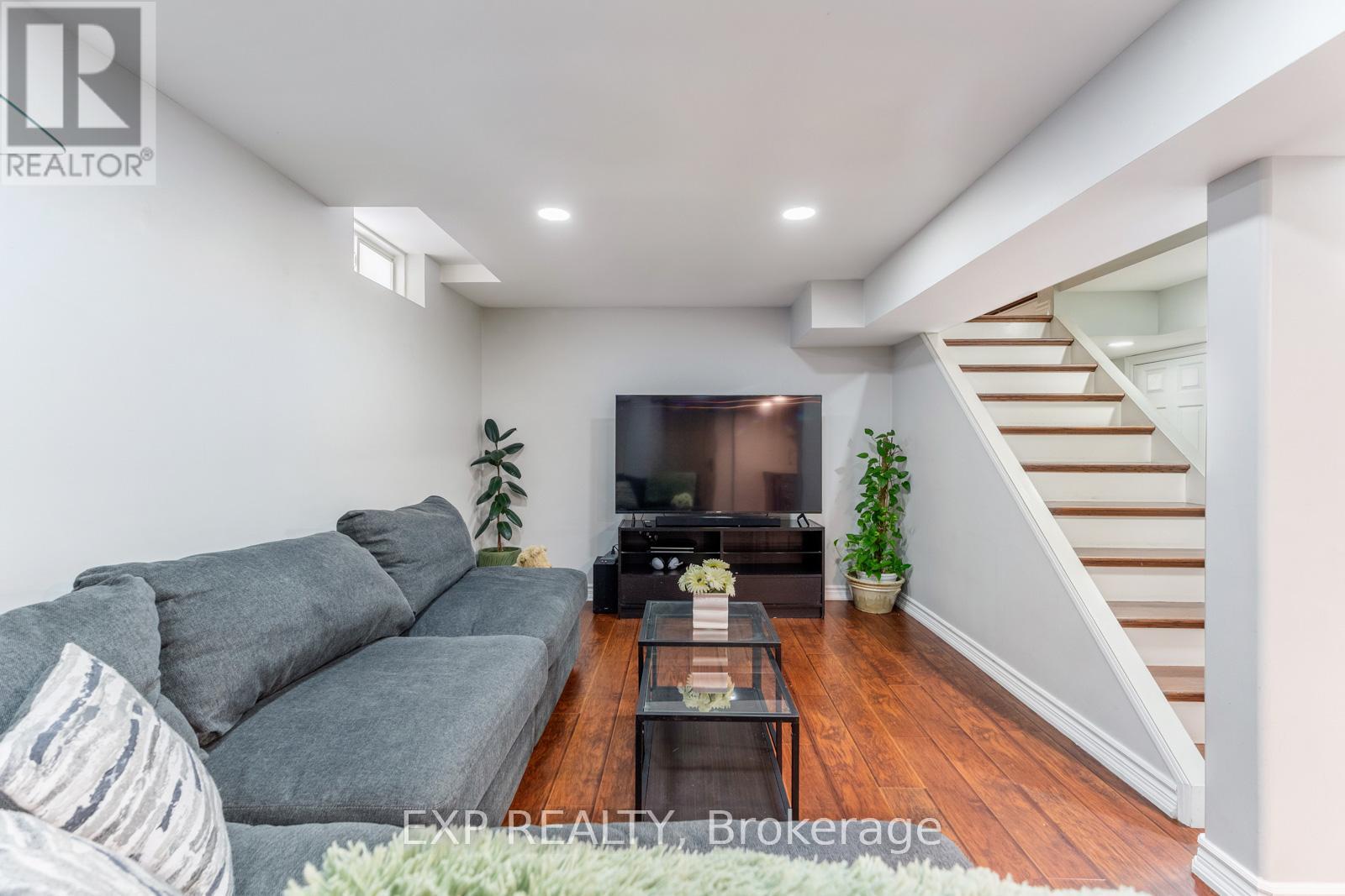 81 Farthingale Crescent, Brampton, Ontario  L7A 1W7 - Photo 28 - W12722920