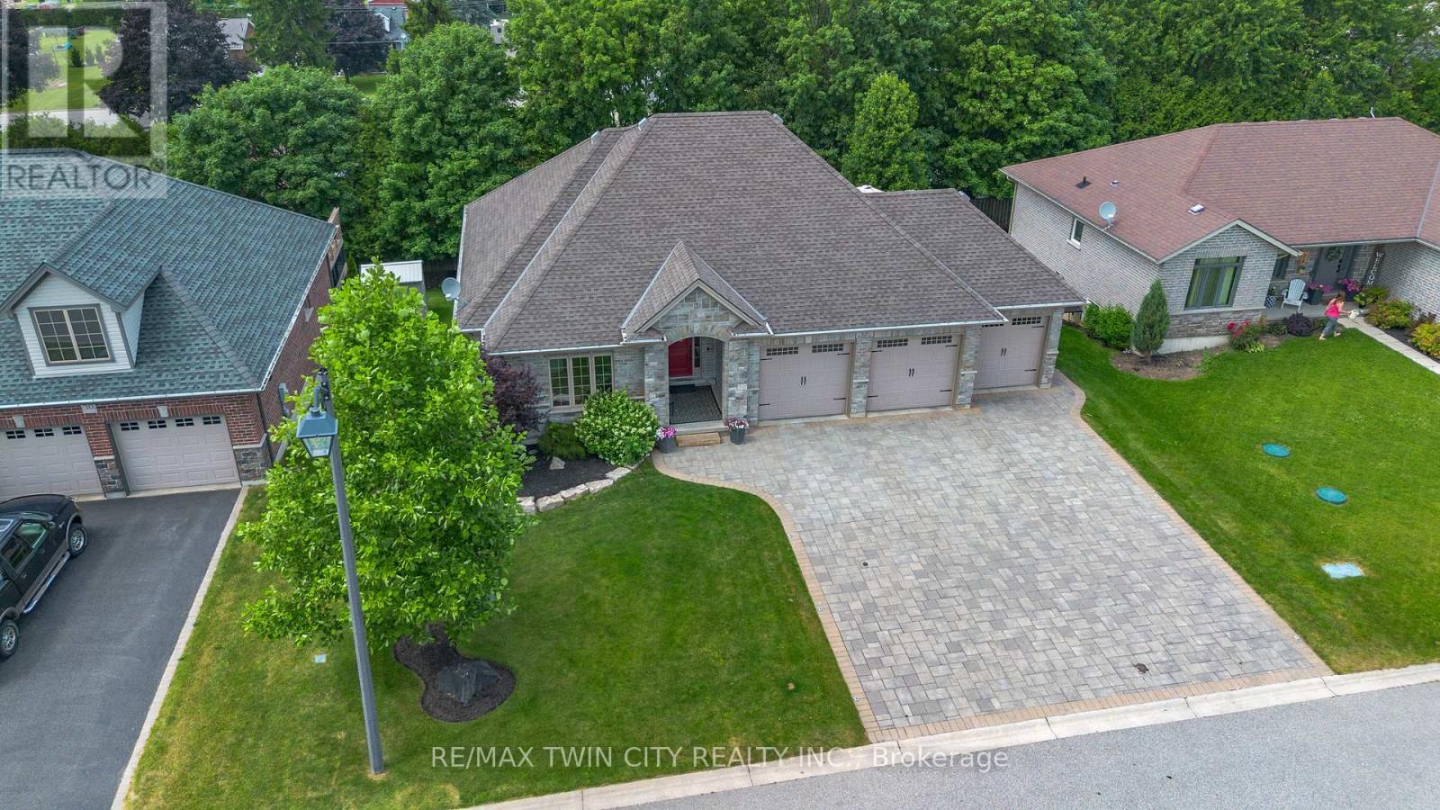 28 Graydon Drive, South-West Oxford, Ontario  N0J 1N0 - Photo 3 - X12722882