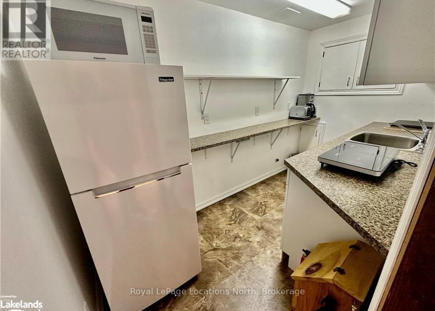 Lower - 305 Eliza Street, Meaford, Ontario N4L 1B2 - Photo 9 - X12722940